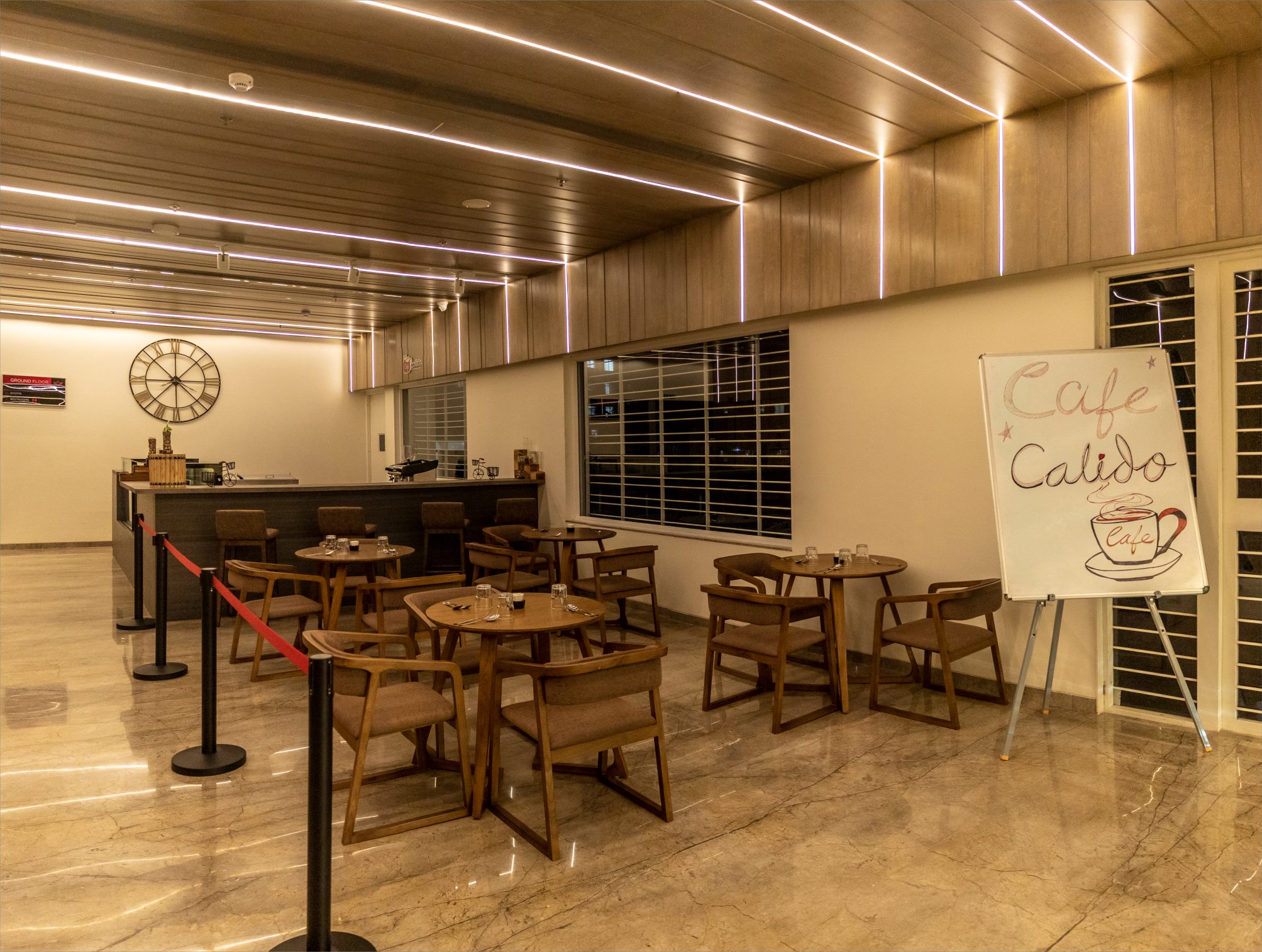 Cafe Calido space